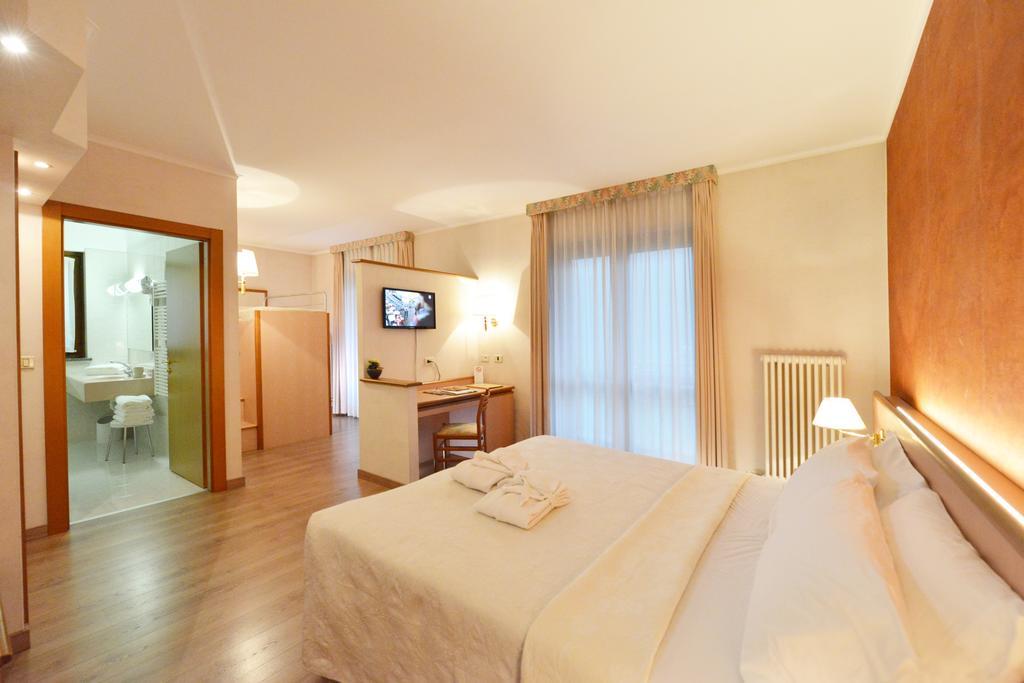 Châtillon La Rocca Sport & Benessere מראה חיצוני תמונה
